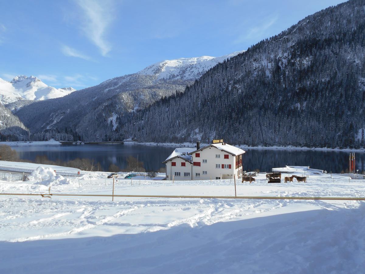Hotel Seeblick Sufers Exterior photo